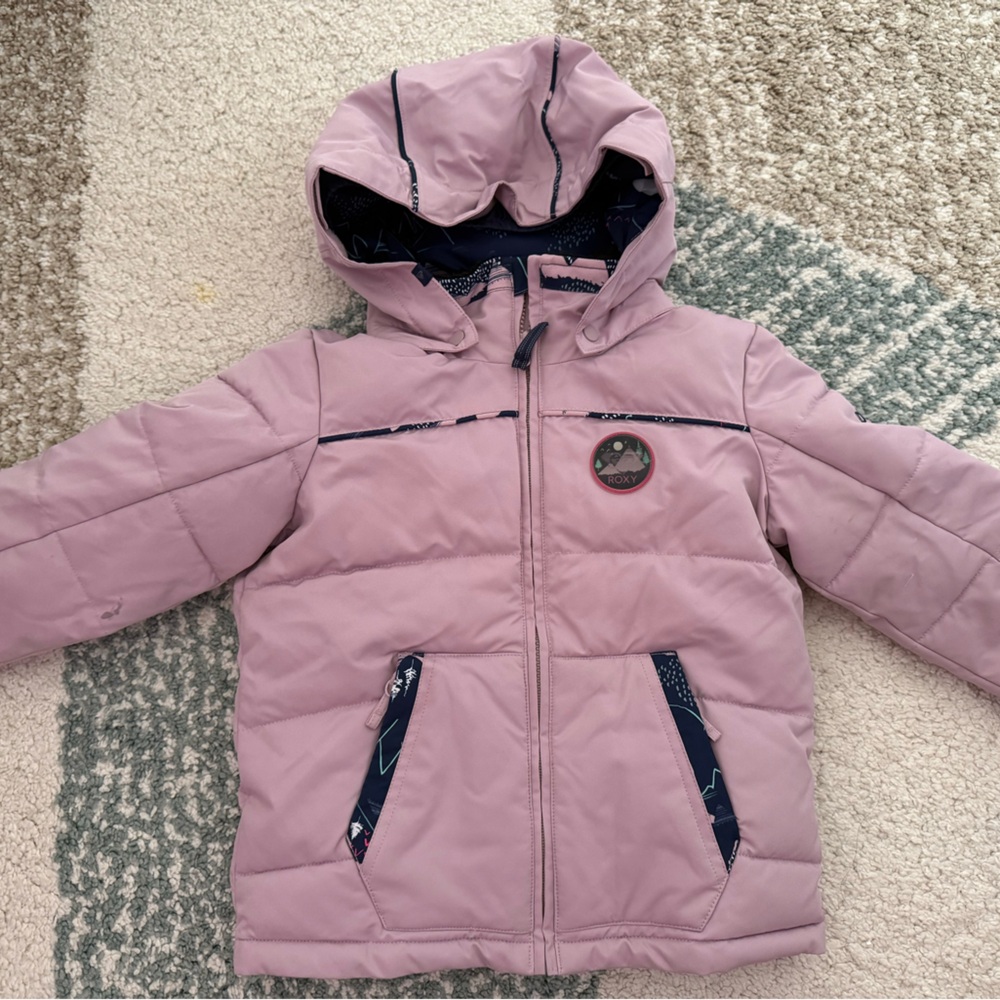 Girl Roxy pink Hooded insulated  Jacket size 4-5